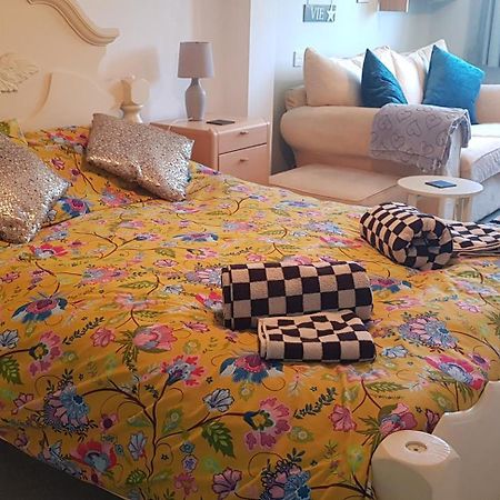 Mermaid Cottages Frinton-on-Sea Ngoại thất bức ảnh